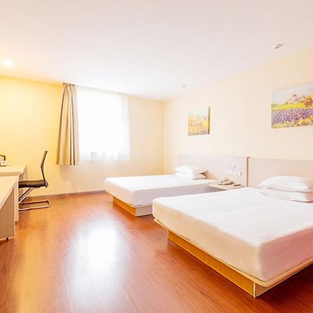 Hanting Express Shanghai Middle Sichuan Road Εξωτερικό φωτογραφία